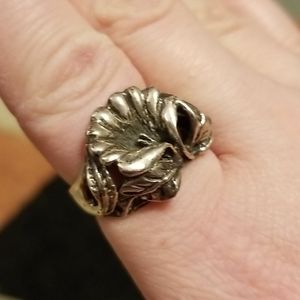 Sterling silver flower ring
